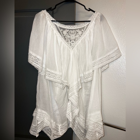 Free People Bailey Cape Top NWOT - Picture 4 of 5